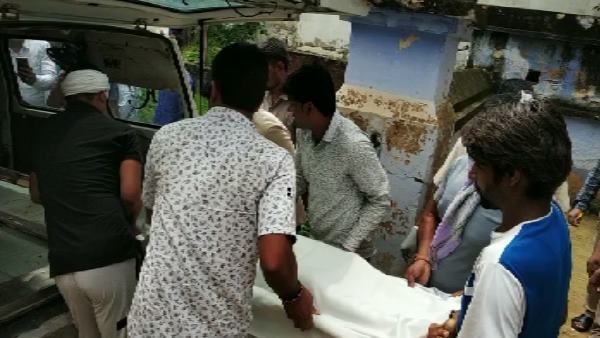 बदमाशों ने जसराज के मारी 7 गोली