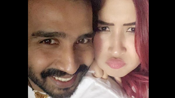 दोनों ही पहली शादी से हो चुके हैं अलग