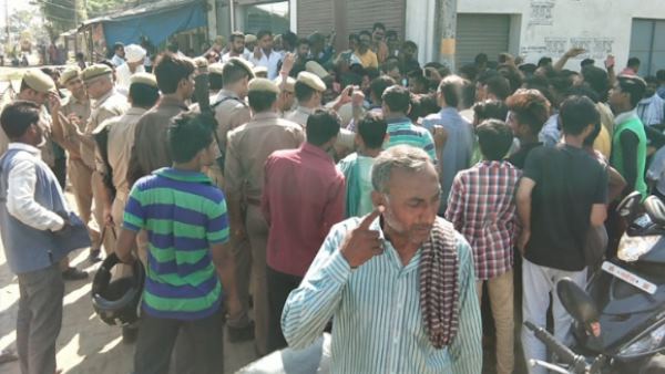 8 year old girl murdered in kasganj suspect still missing 8 year old girl murdered in kasganj suspect still missing