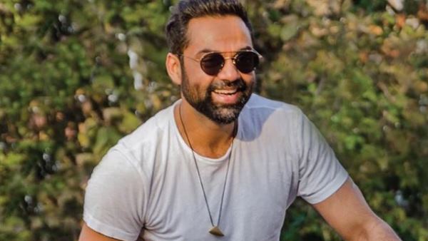 अभय की पोस्ट को जानी मानी हस्तियों ने किया पसंद