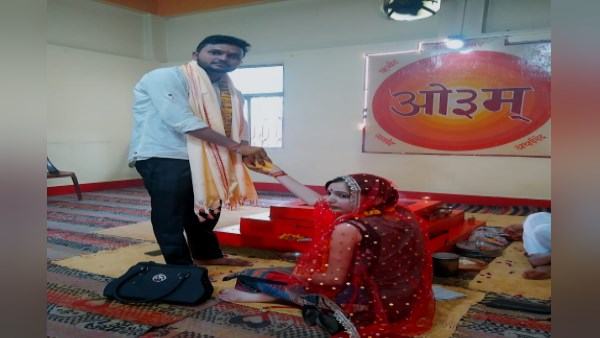 अनिल दीक्षित का नाम आया सामने