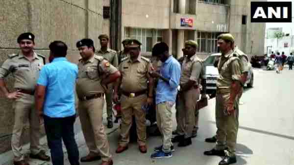 बच्चा चोरी होने की सूचना से मचा था हड़कंप बच्चा चोरी होने की सूचना से मचा था हड़कंप