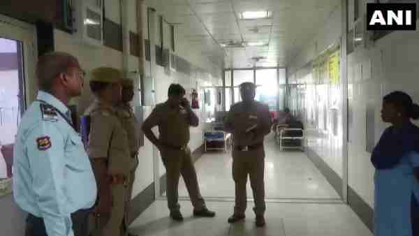 बच्चा नीचे फेंकने की मिली जानकारी बच्चा नीचे फेंकने की मिली जानकारी
