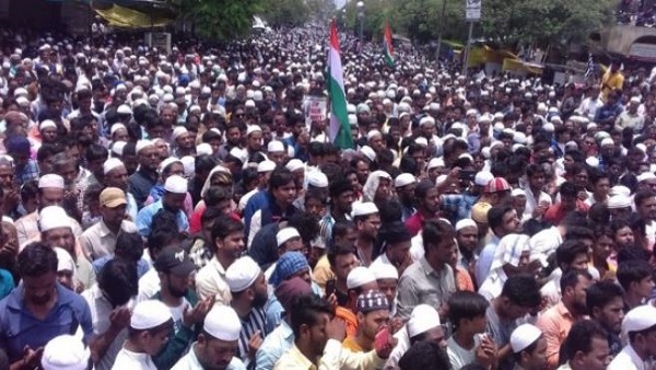 तबरेज की हत्या के विरोध में एक लाख मुस्लिमों ने किया प्रदर्शन तबरेज की हत्या के विरोध में एक लाख मुस्लिमों ने किया प्रदर्शन