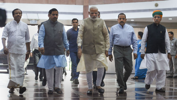 सीधे पीएमओ को रिपोर्ट 