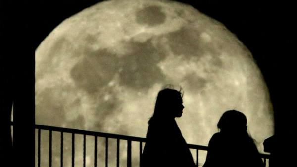 चांद पर इस भाषा में होगी बात