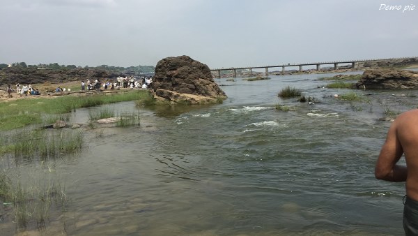 mother killed her innocent children in fight with husband mother killed her innocent children in fight with husband