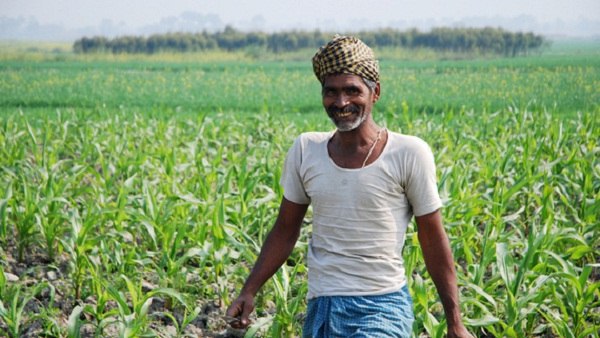 फसल बीमा योजना के जरिए किसानों को खुश करने की कोशिश