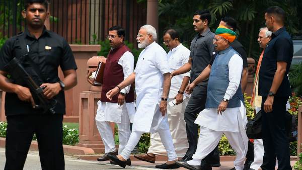 आकाश विजयवर्गीय मामले में पीएम मोदी ने जताई थी नाराजगी