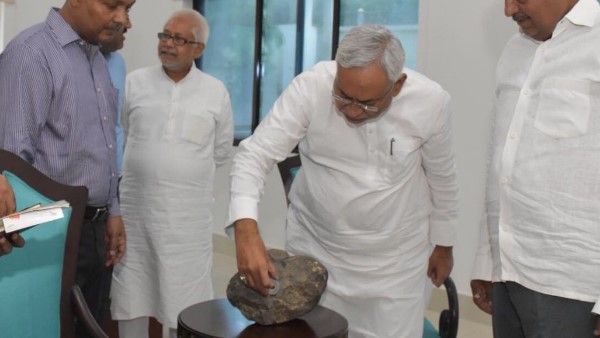 पत्थर को भेजा जाएगा जांच के लिए