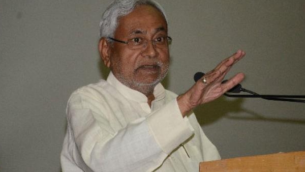कैसे आये नीतीश के करीब कैसे आये नीतीश के करीब