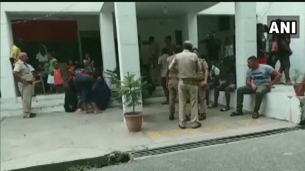 विदेशी नागरिकों के पास के बड़ी मात्रा में मिले नशीले पदार्थ