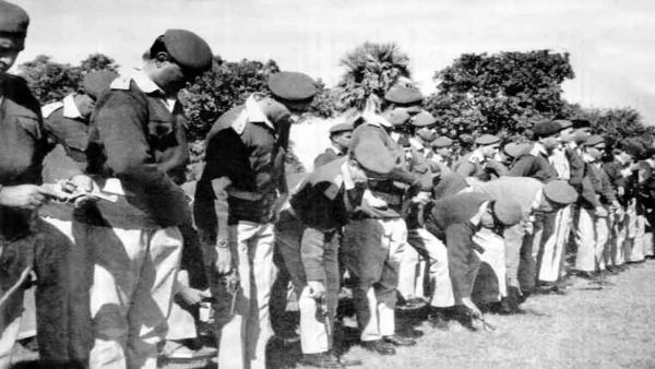 पाक सेना के 93 हजार सैनिकों को सरेंडर करवाया पाक सेना के 93 हजार सैनिकों को सरेंडर करवाया