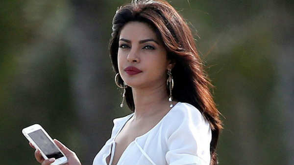 ये कह रहे हैं यूजर ये कह रहे हैं यूजर