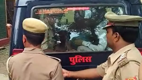 उन्नाव के गंगा घाट पर हुआ अंतिम संस्कार