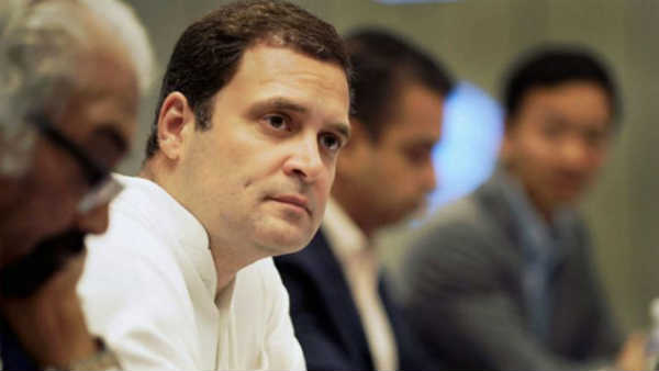 राहुल इस्तीफे पर अड़े 