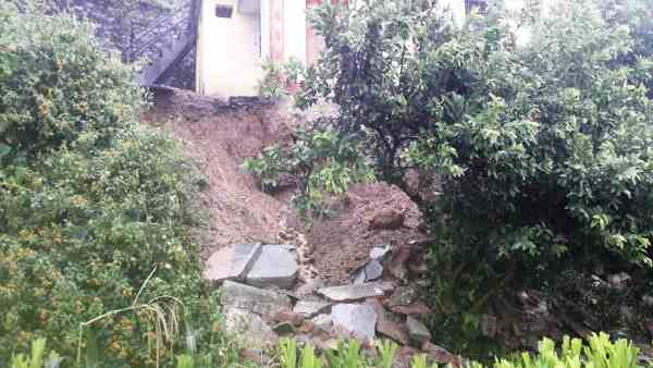 मार्ग खोलने का कार्य शुरू