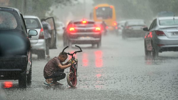 दिल्ली में हुई झमाझम बारिश