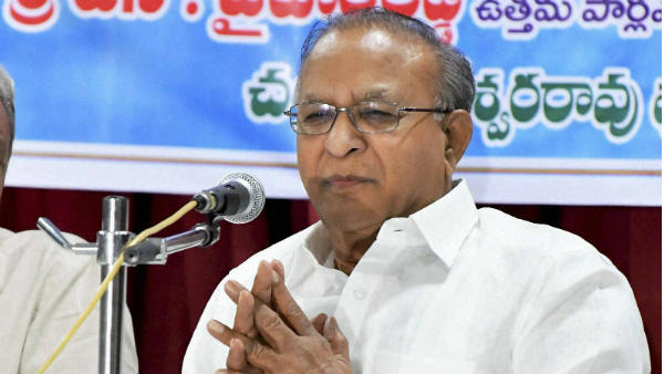 कई सरकार में अहम जिम्मेदारियां