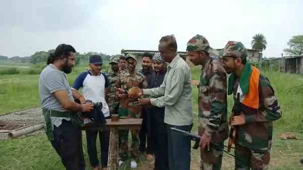 15 अगस्त के लिए हो रही थी शूटिंग 15 अगस्त के लिए हो रही थी शूटिंग