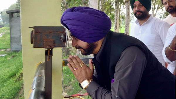 राज्यपाल ने मंजूर किया इस्तीफा