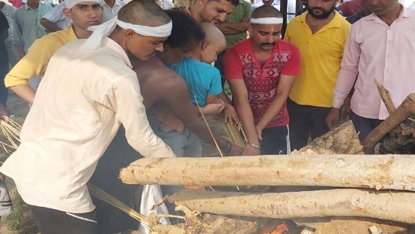 Sikar Crpf Jawan Sikandra singh funeral at Bhudoli Neem Ka Thana Sikar Crpf Jawan Sikandra singh funeral at Bhudoli Neem Ka Thana