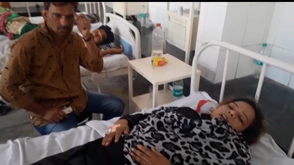 sister beaten by her brothers in moradabad, hospitalized