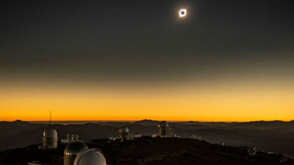 लाइव स्ट्रीमिंग की गई