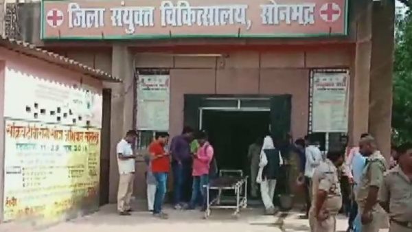 प्रियंका गांधी ने भी ट्वीट पर कानून व्यवस्था पर उठाए सवाल