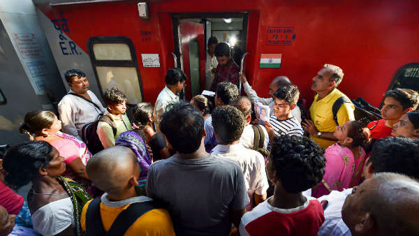 आगे नई दिल्ली से आसान होगा सफर