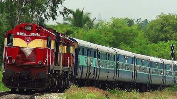 आंतें बाहर आने पर हाथ से अंदर धकेला, फिर शर्ट से बांधा घाव