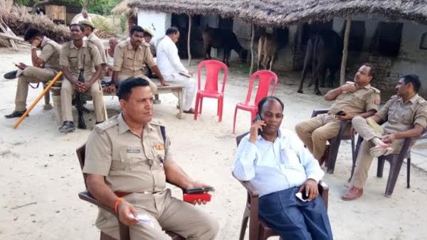 एक की हालत चिंताजनक