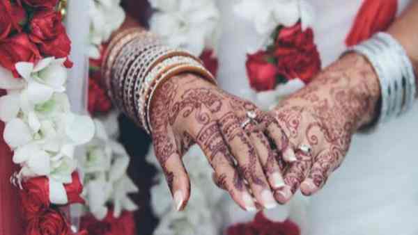 पढ़ाई के दौरान हुआ था दोनों प्यार