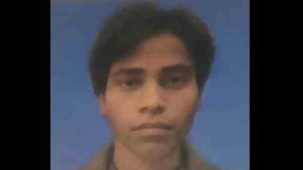 waiter shooted by the police for not stopping bike waiter shooted by the police for not stopping bike