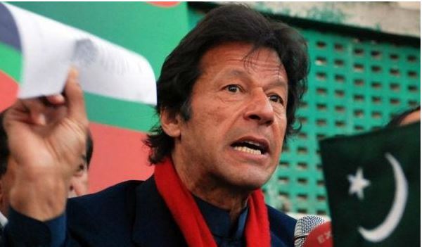 इमरान खान को बताया कठपुतली इमरान खान को बताया कठपुतली