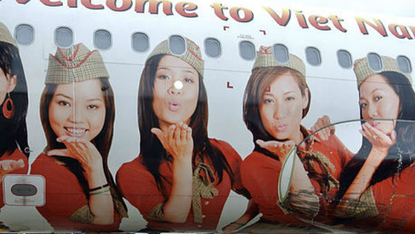  9 रुपए में विदेश का सफर