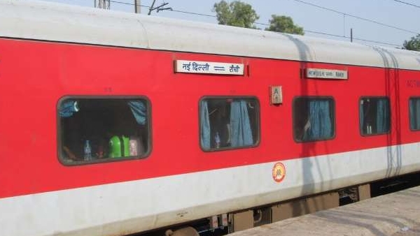 महिला के रिश्तेदार ने लगाया आरोप