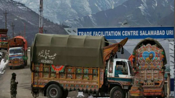 पाकिस्तानी फलों और ड्राईफ्रूट्स की डिमांड