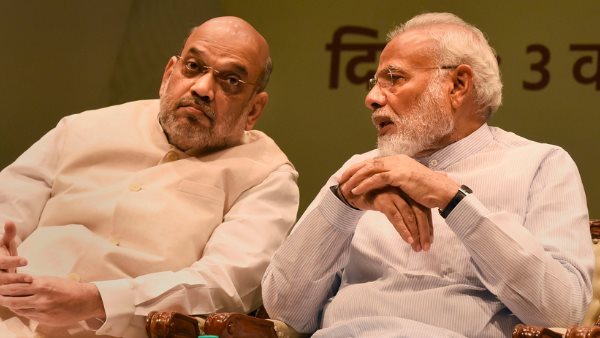 हिंसा को लेकर केंद्र पर साधा निशाना