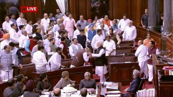 'घाटी के गांव आज भी गरीबी में जीने को मजूबर हैं' 