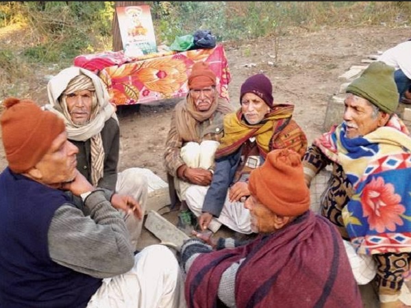 '90 से अधिक जोड़ों की शादी कराई'