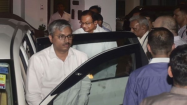 कई सवालों के चिदंबरम ने दिए अधूरे जवाब