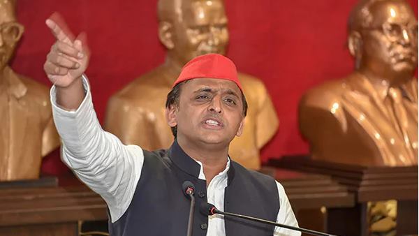 यूपी में कानून व्यवस्था पर सरकार पूरी तरह फेल रही है: अखिलेश यूपी में कानून व्यवस्था पर सरकार पूरी तरह फेल रही है: अखिलेश