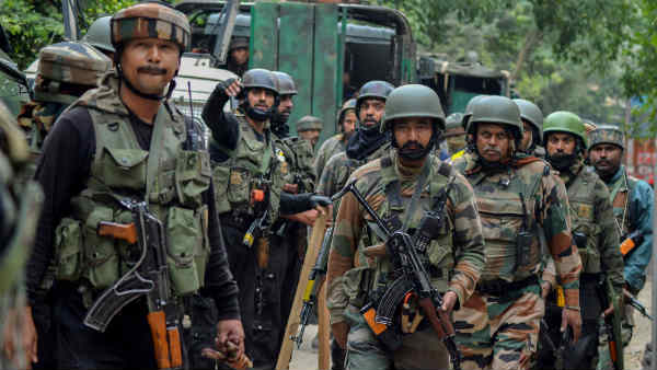 हर तरफ से पाक को सुनना पड़ रहा है नो 