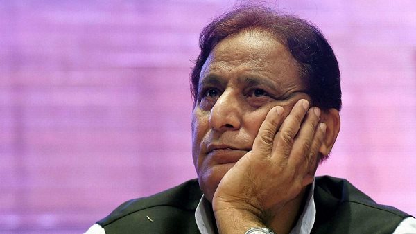 26 किसानों की जमीन हड़पने के आरोप