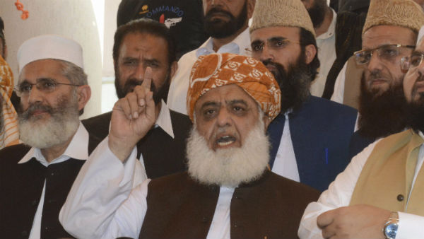 पाकिस्तानी चुनाव में आतंकियों की भी दखल