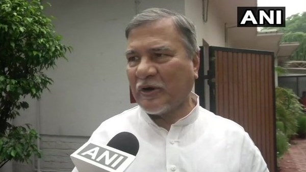 चीफ व्हिप भुवनेश्वर कलिता