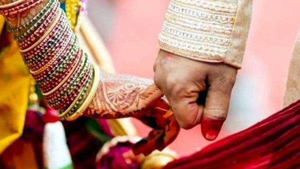 पंचायत ने सुनाया शादी का फरमान
