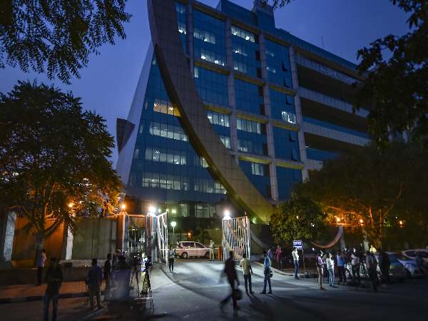 सीबीआई का फायर सेफ्टी सार्टिफिकेट समाप्त