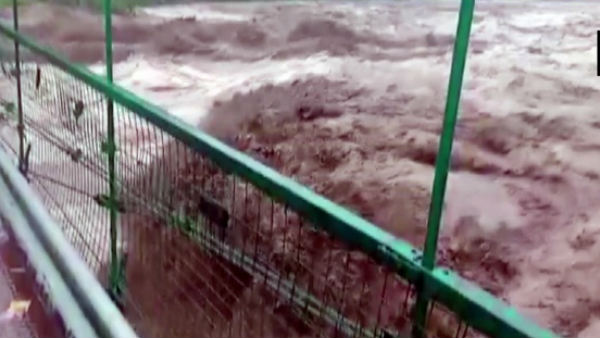 आगे भी भारी बारिश का अलर्ट